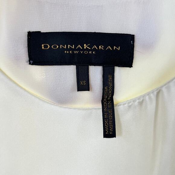 Donna Karan Ivory Layered Sleeveless Satin Blouse Size XS - Picture 7 of 8